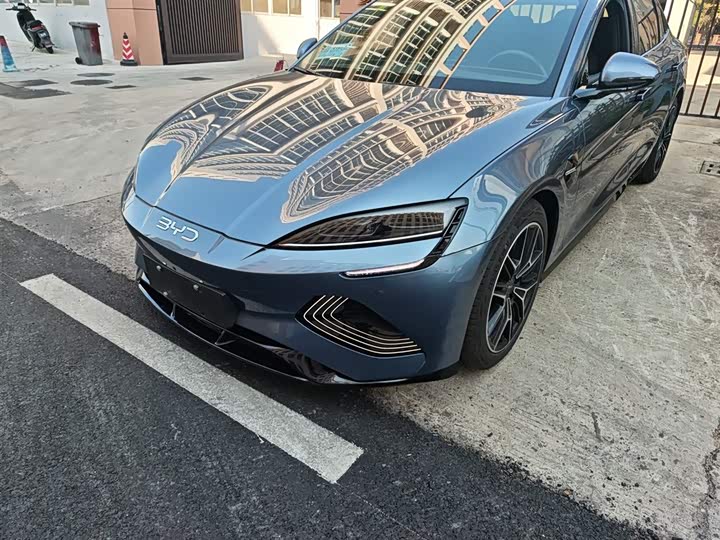 Фото 1 - BYD Seal