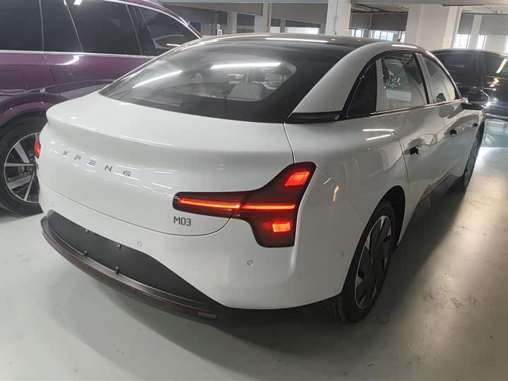 Фото 3 - XPeng Mona M03