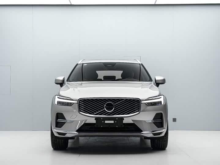 Фото 2 - Volvo XC60