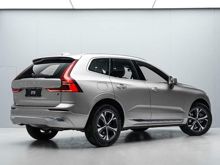 Фото 5 - Volvo XC60