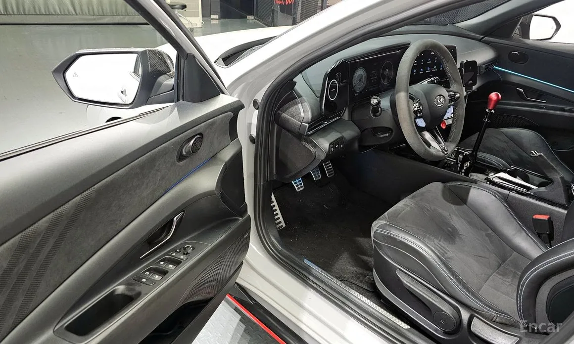 Фото 10 - Hyundai Avante