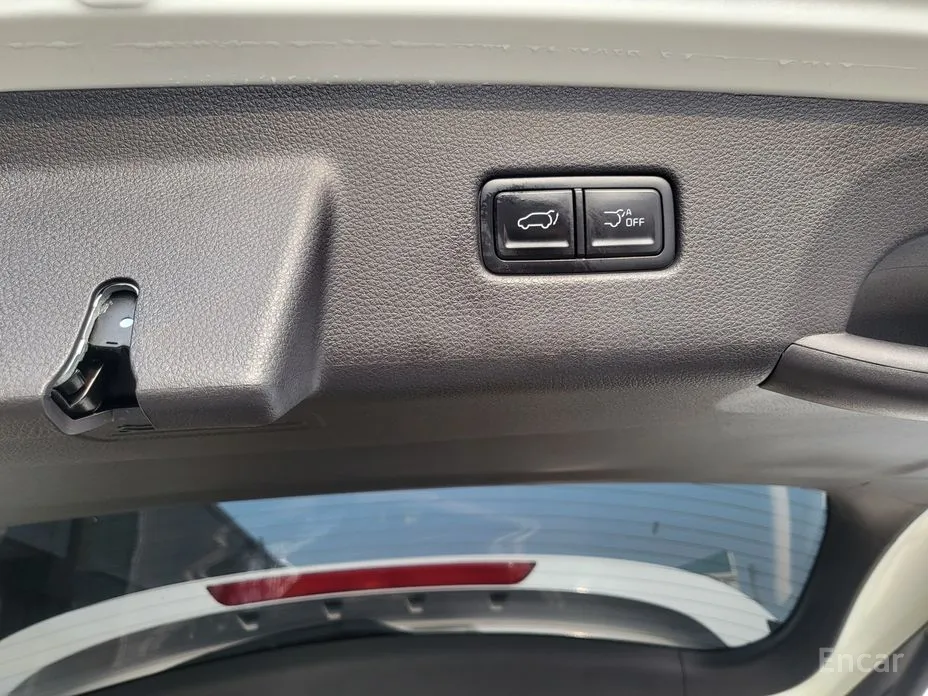 Фото 13 - Kia Carnival