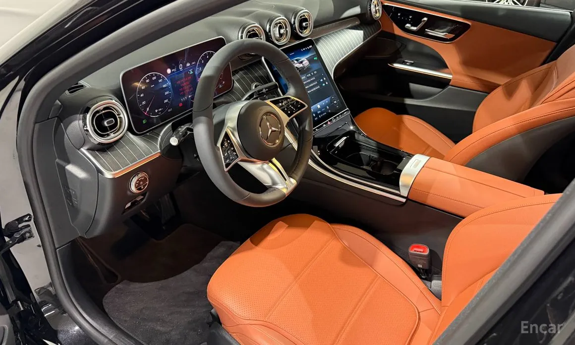 Фото 19 - Mercedes-Benz C-Class