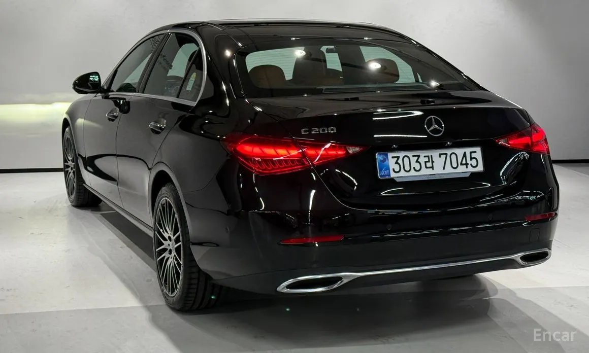 Фото 4 - Mercedes-Benz C-Class