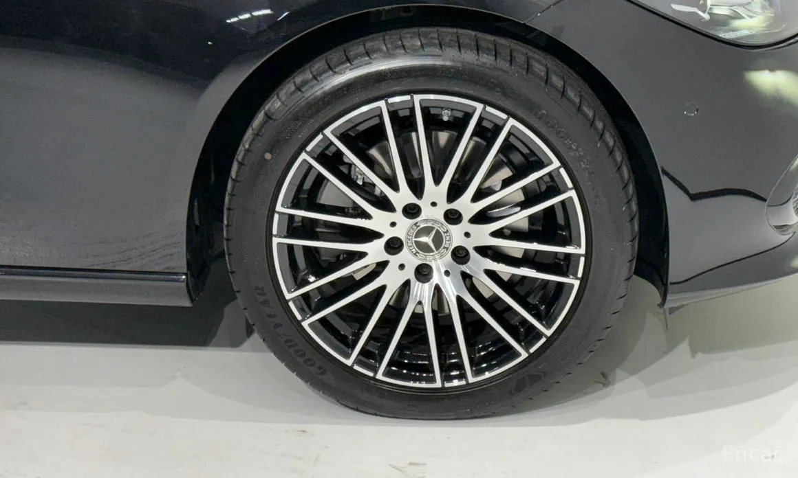 Фото 5 - Mercedes-Benz C-Class