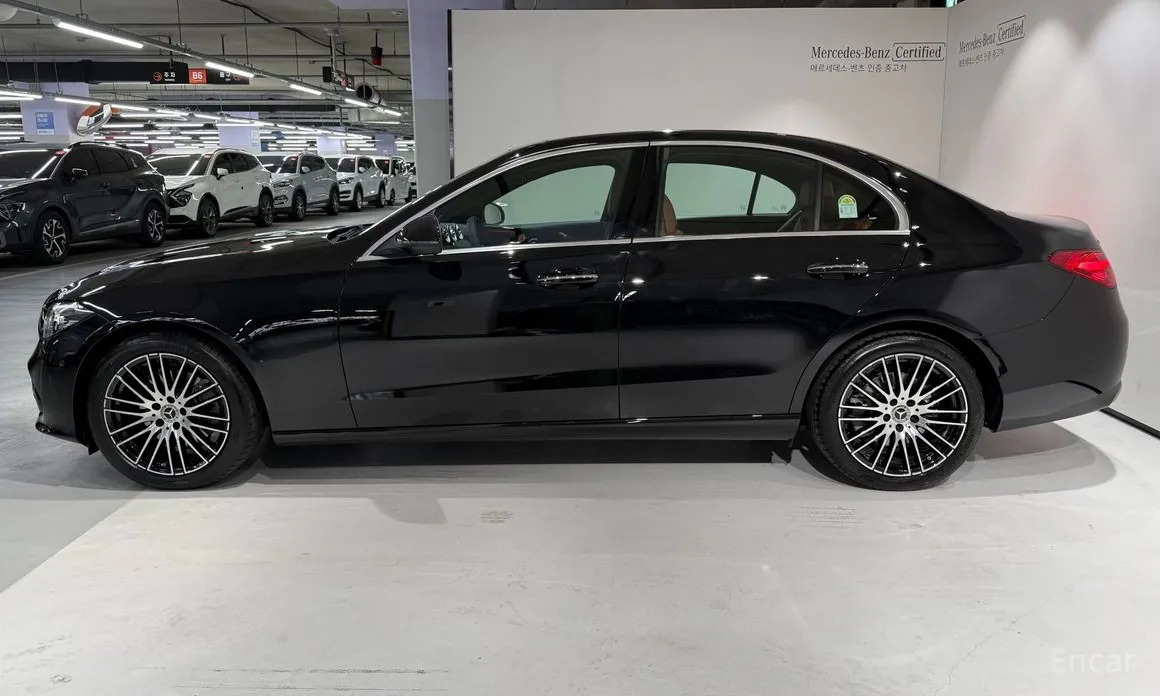 Фото 8 - Mercedes-Benz C-Class