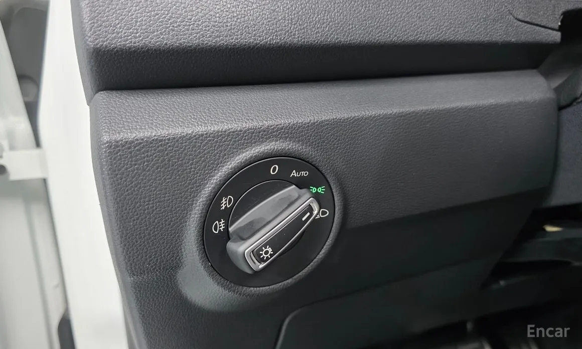 Фото 14 - Volkswagen T-Roc