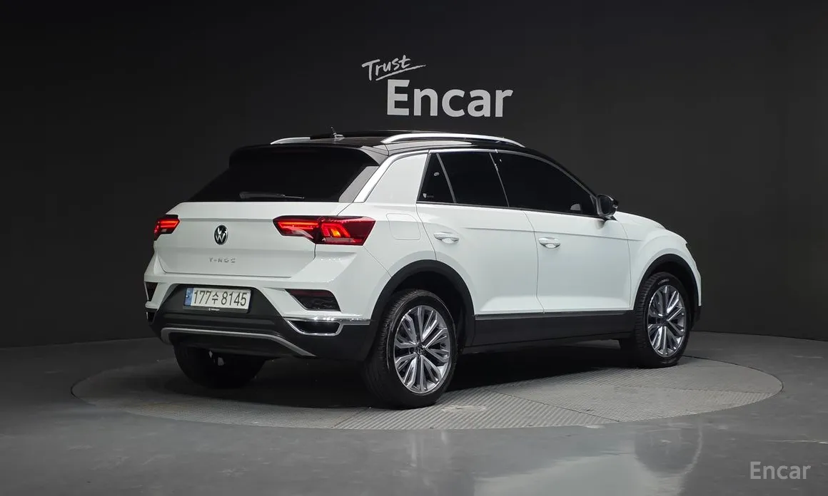 Фото 2 - Volkswagen T-Roc