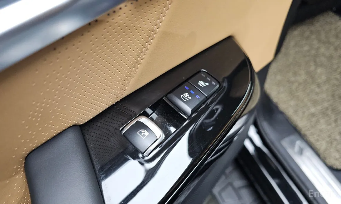 Фото 19 - Kia Mohave