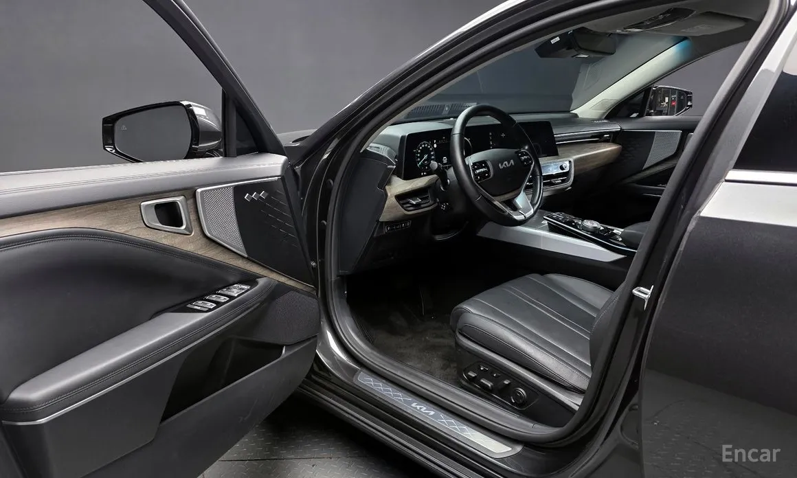 Фото 10 - Kia K8