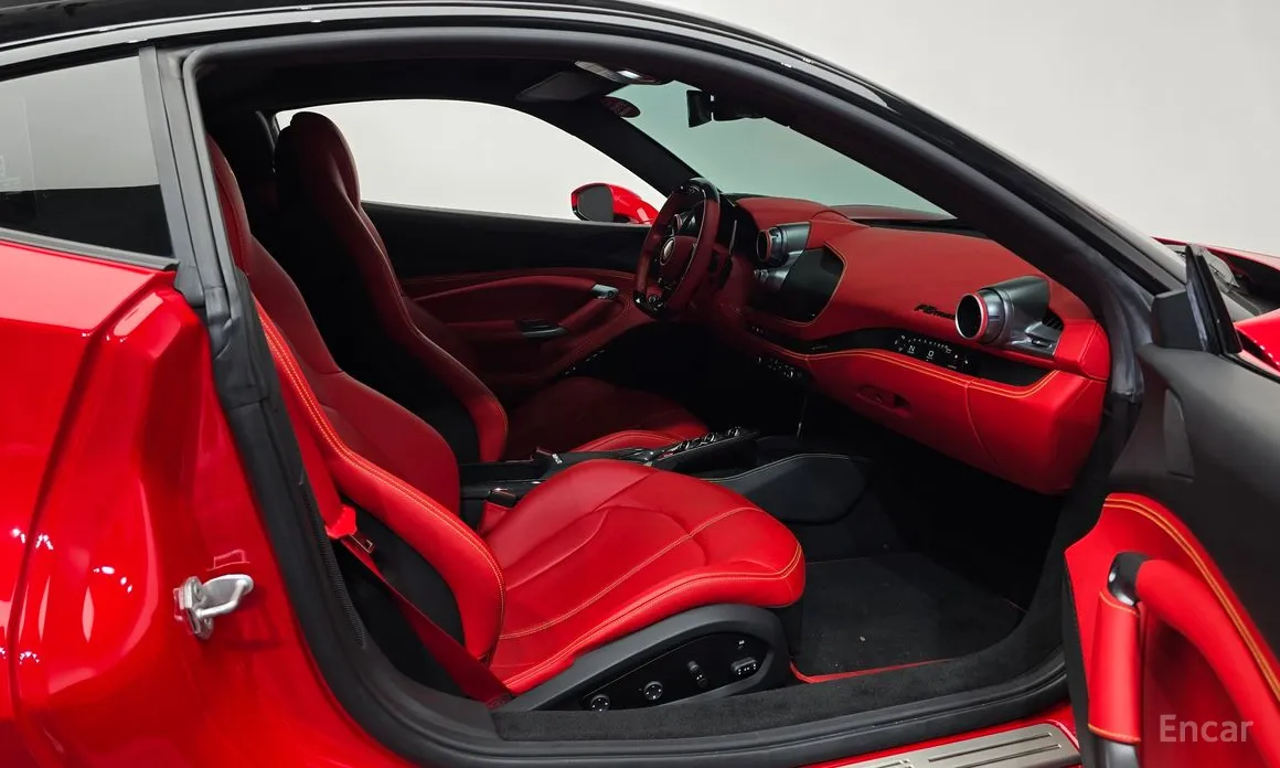 Фото 11 - Ferrari F8