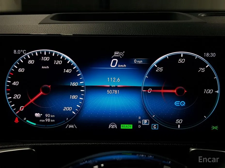 Фото 10 - Mercedes-Benz EQB