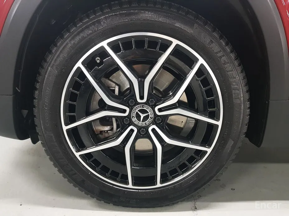 Фото 6 - Mercedes-Benz EQB