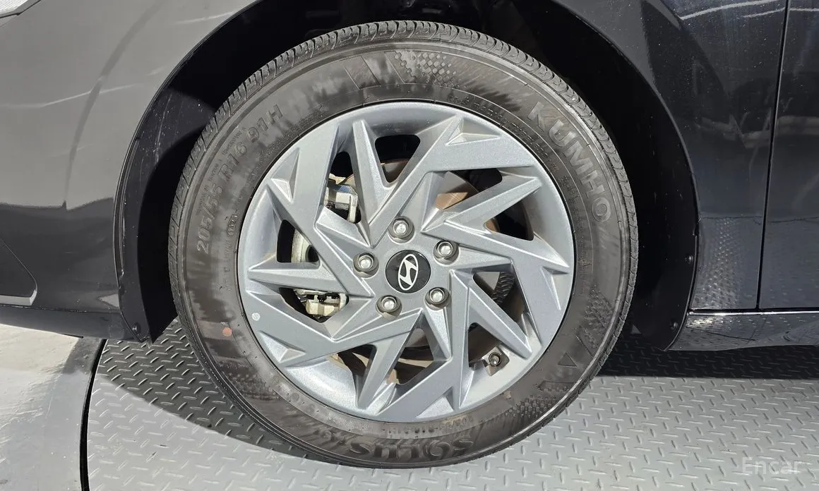 Фото 5 - Hyundai Avante