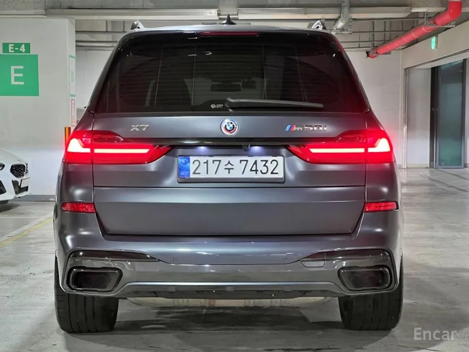 Фото 4 - BMW X7