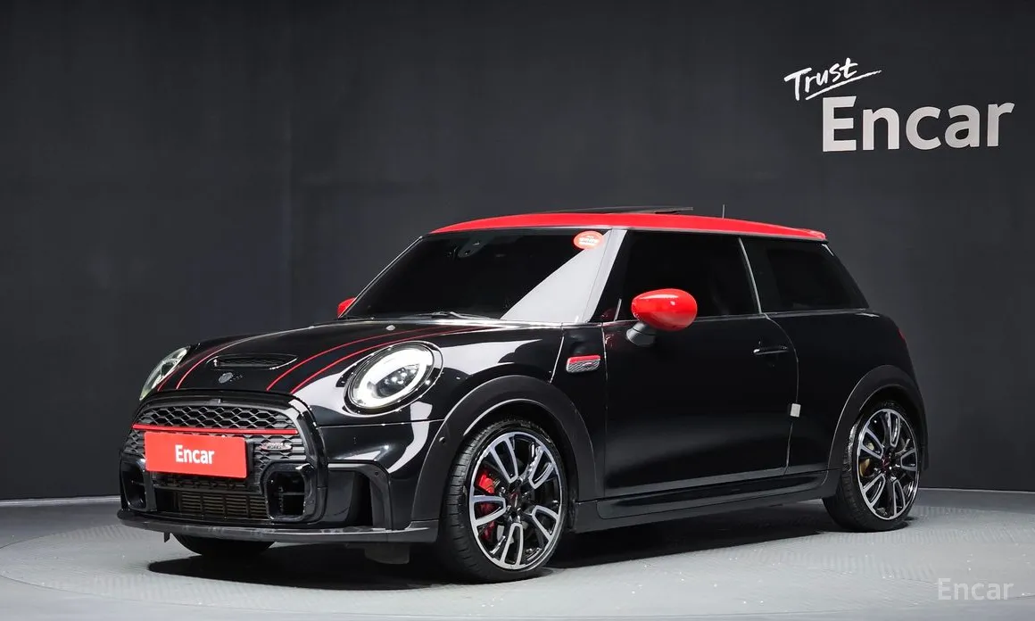 Фото 1 - Mini Cooper