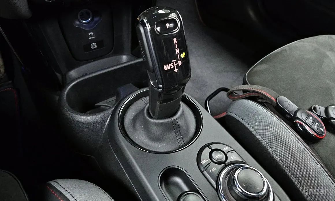 Фото 9 - Mini Cooper