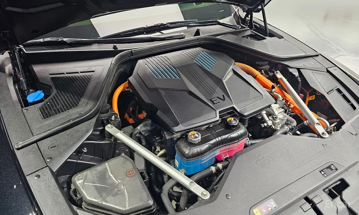 Фото 6 - Genesis G80