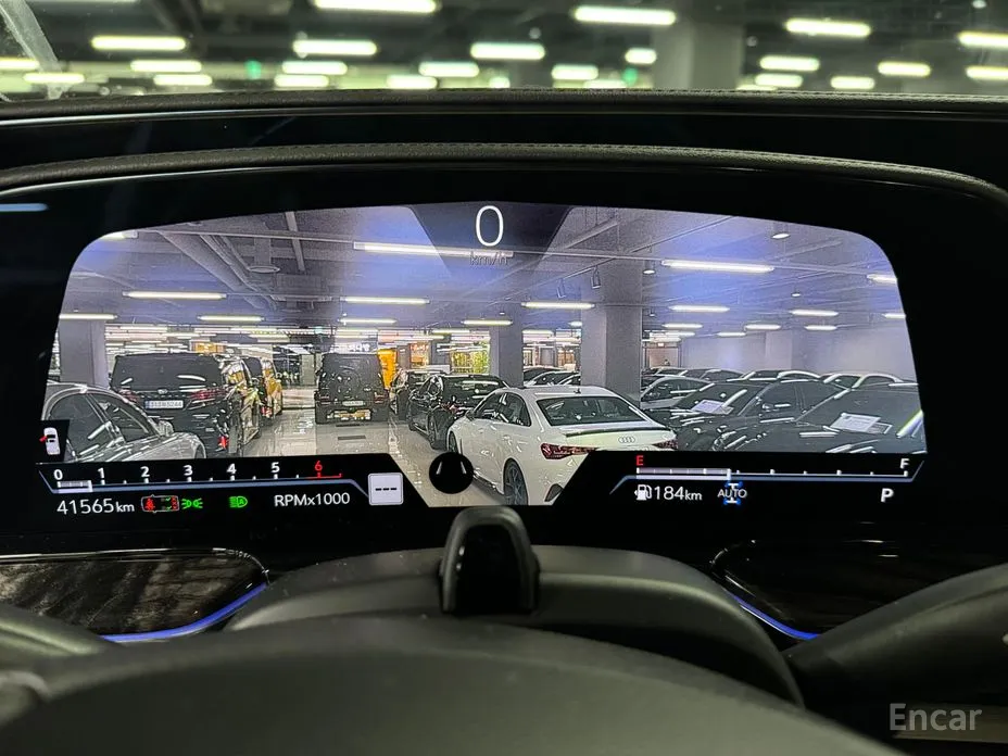 Фото 5 - Cadillac Escalade