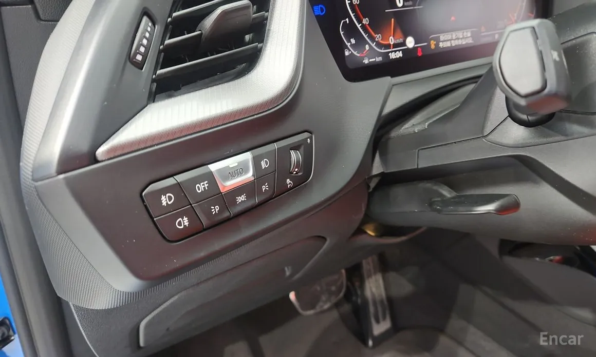 Фото 12 - BMW 1 Series