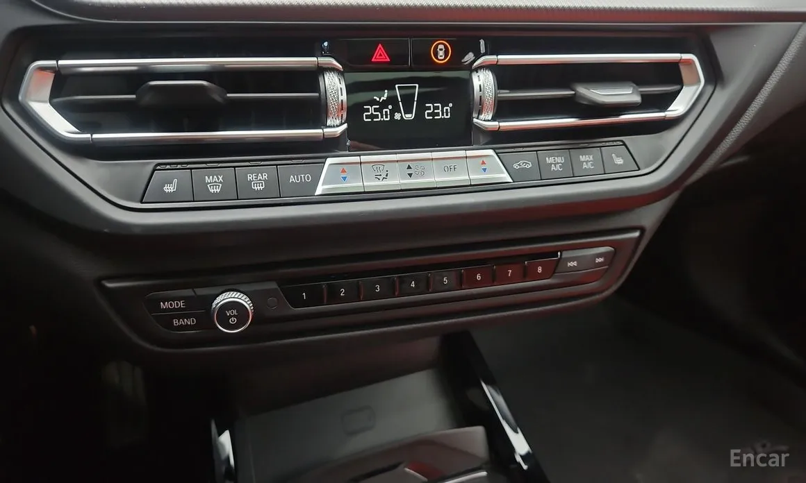 Фото 17 - BMW 1 Series