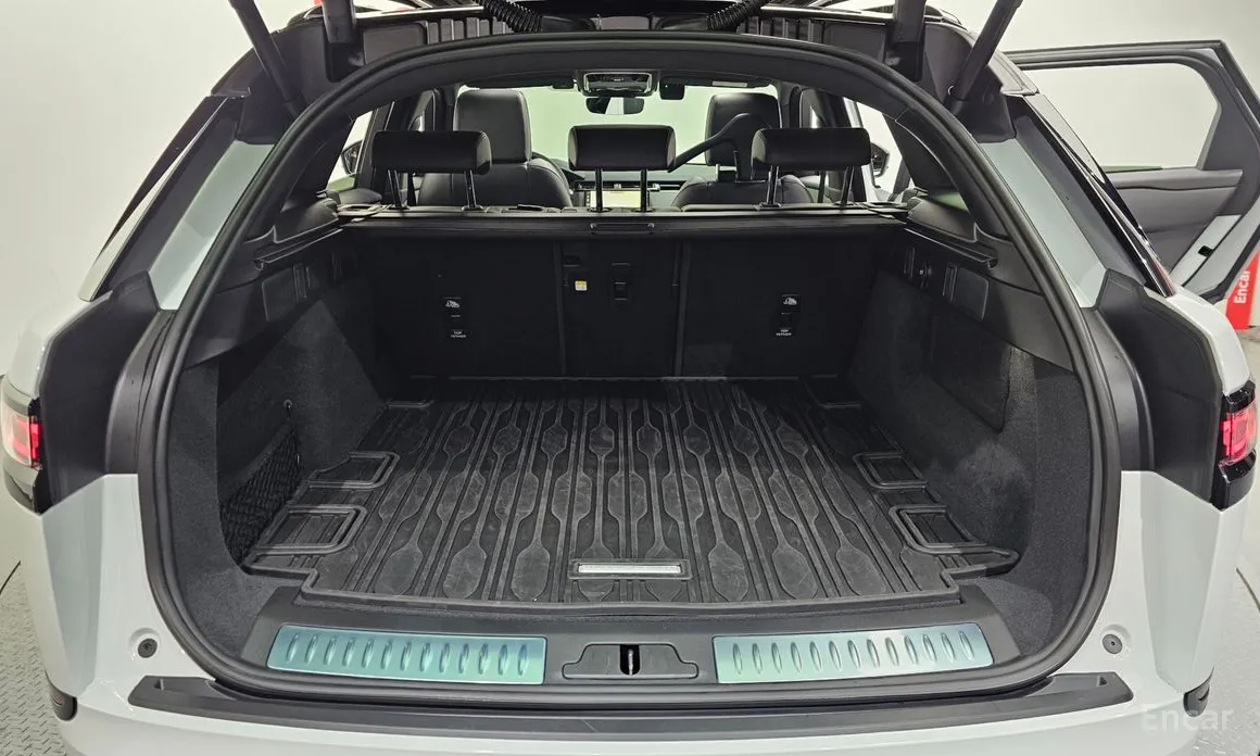 Фото 20 - Land Rover Range Rover Velar