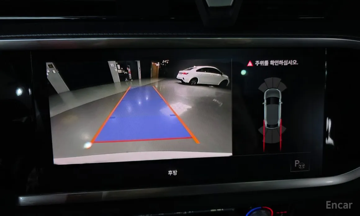 Фото 16 - Audi Q3