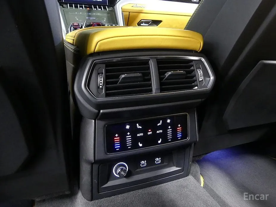 Фото 19 - Lamborghini Urus