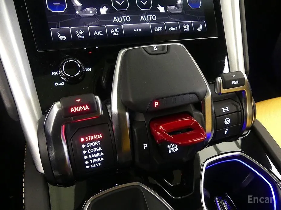 Фото 6 - Lamborghini Urus