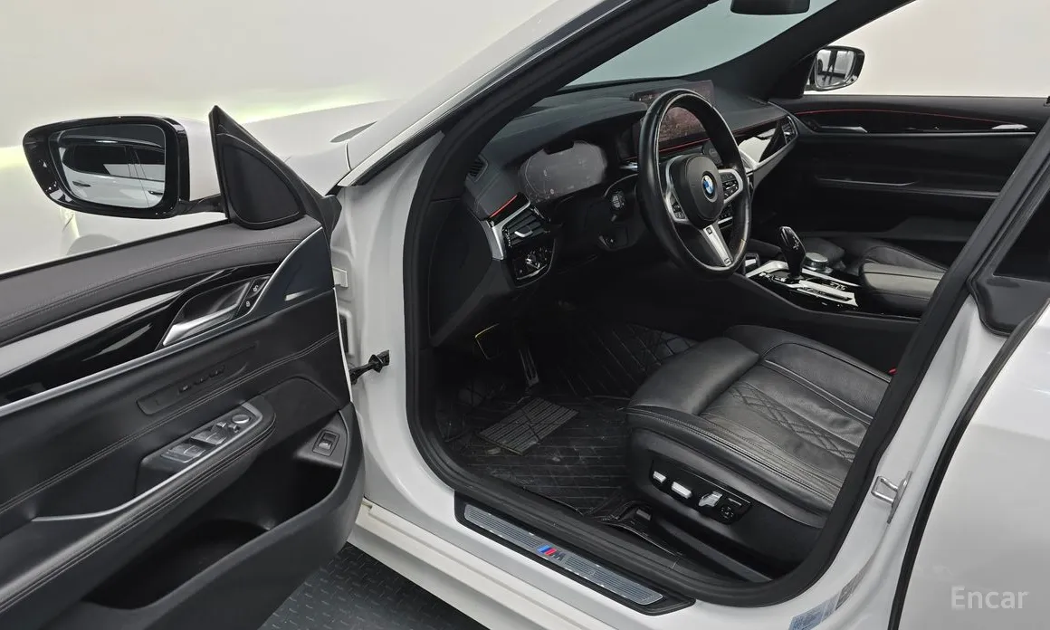 Фото 11 - BMW Gran Turismo