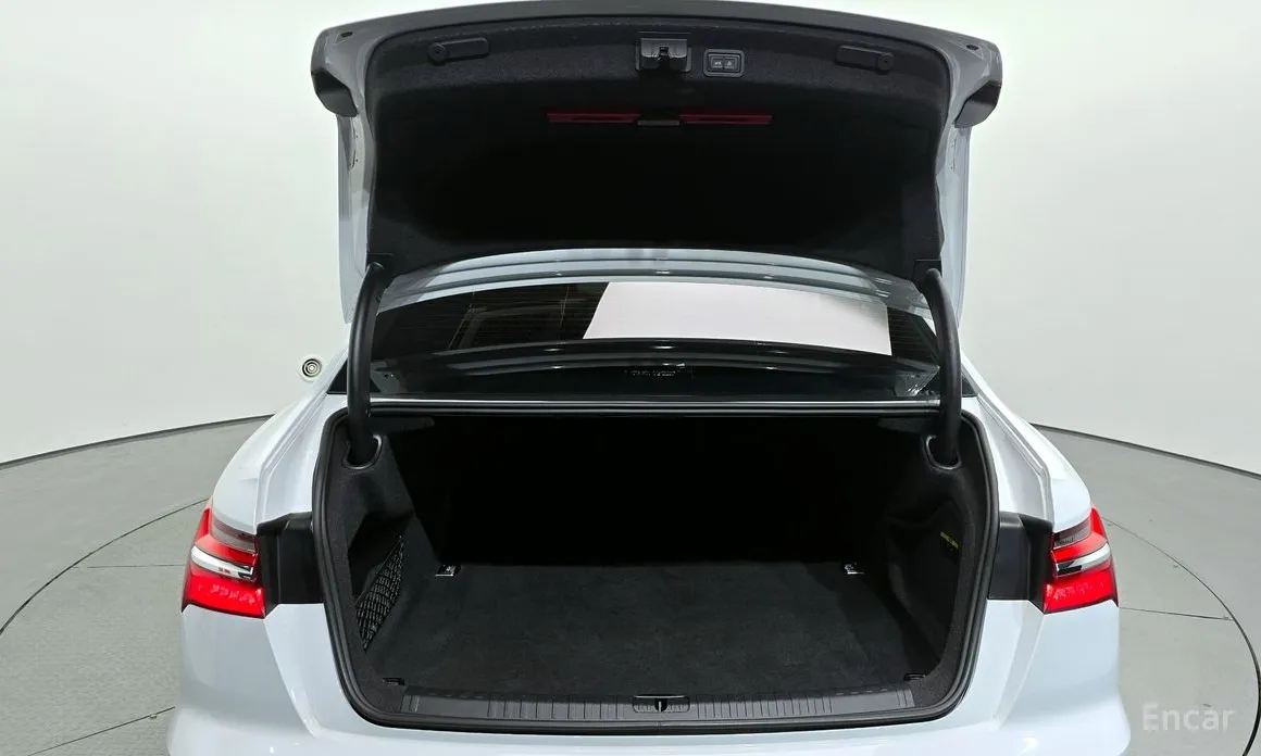 Фото 20 - Audi A6