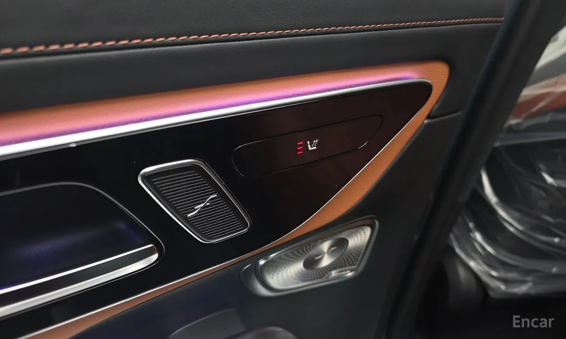 Фото 18 - Mercedes-Benz GLC-Class