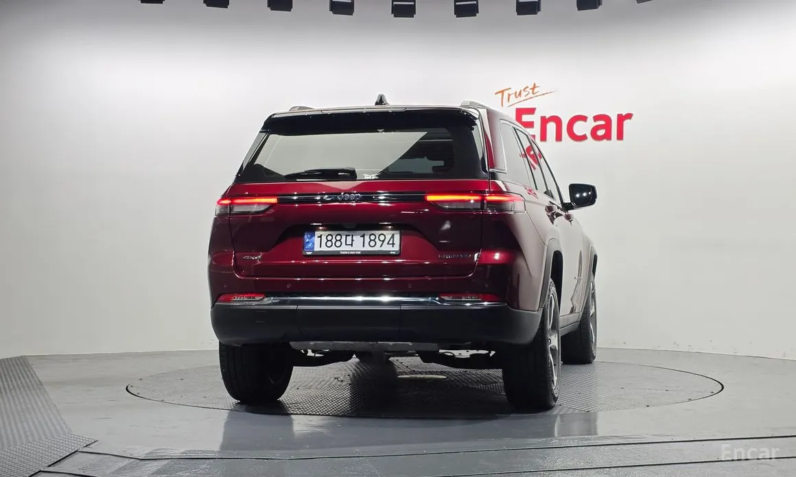 Фото 4 - Jeep Cherokee