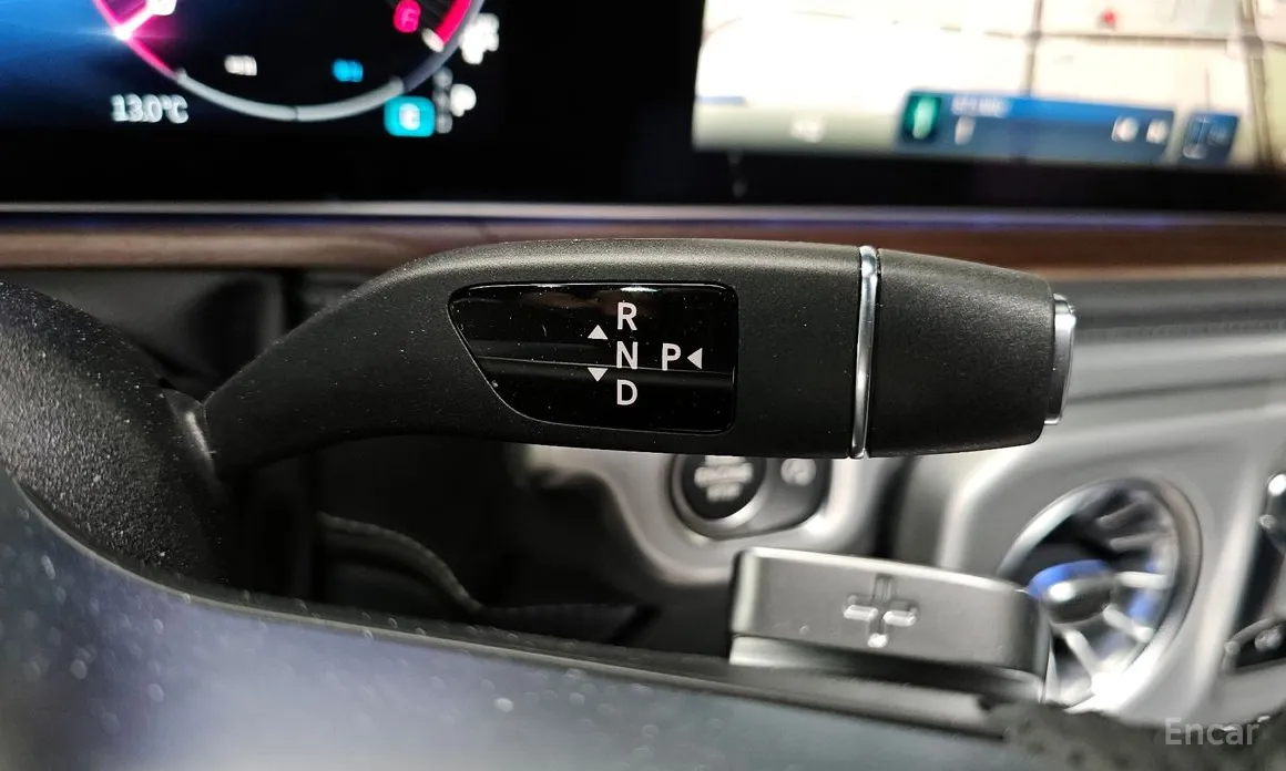 Фото 9 - Mercedes-Benz G-Class