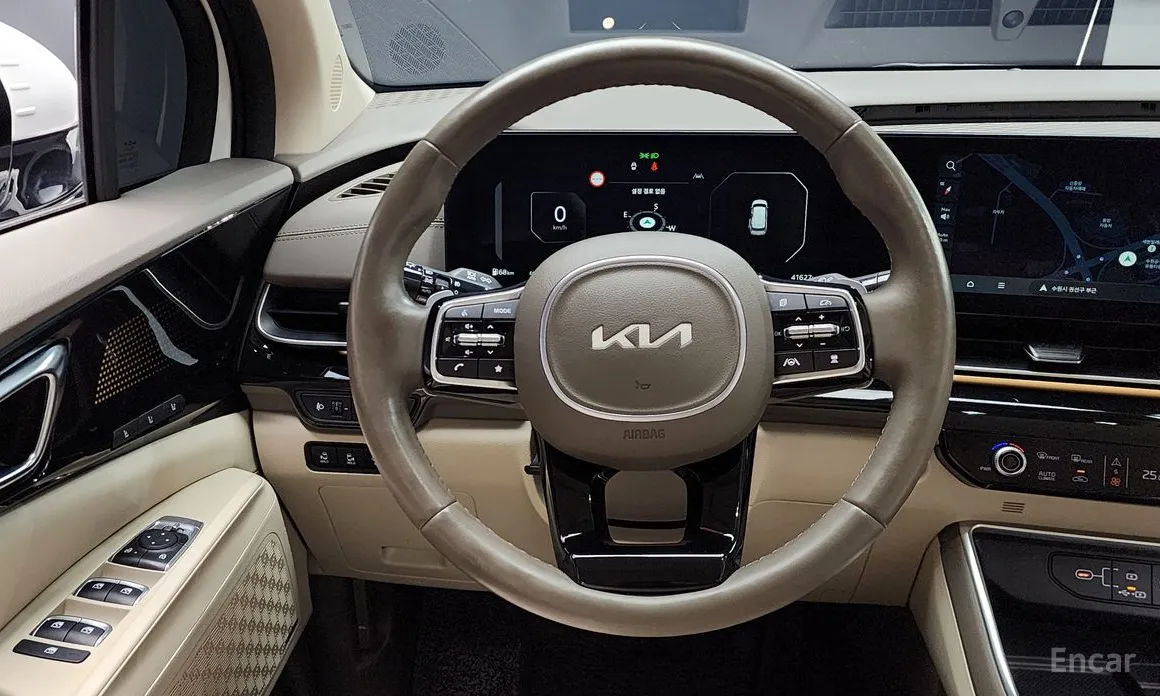 Фото 13 - Kia Carnival