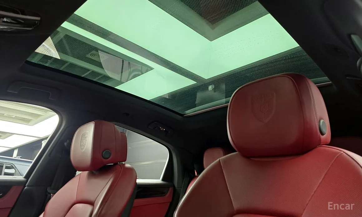 Фото 18 - Porsche Cayenne