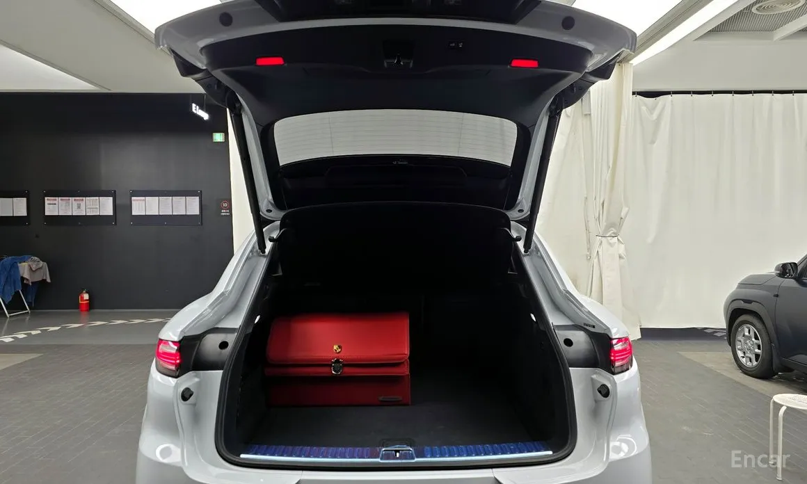 Фото 20 - Porsche Cayenne