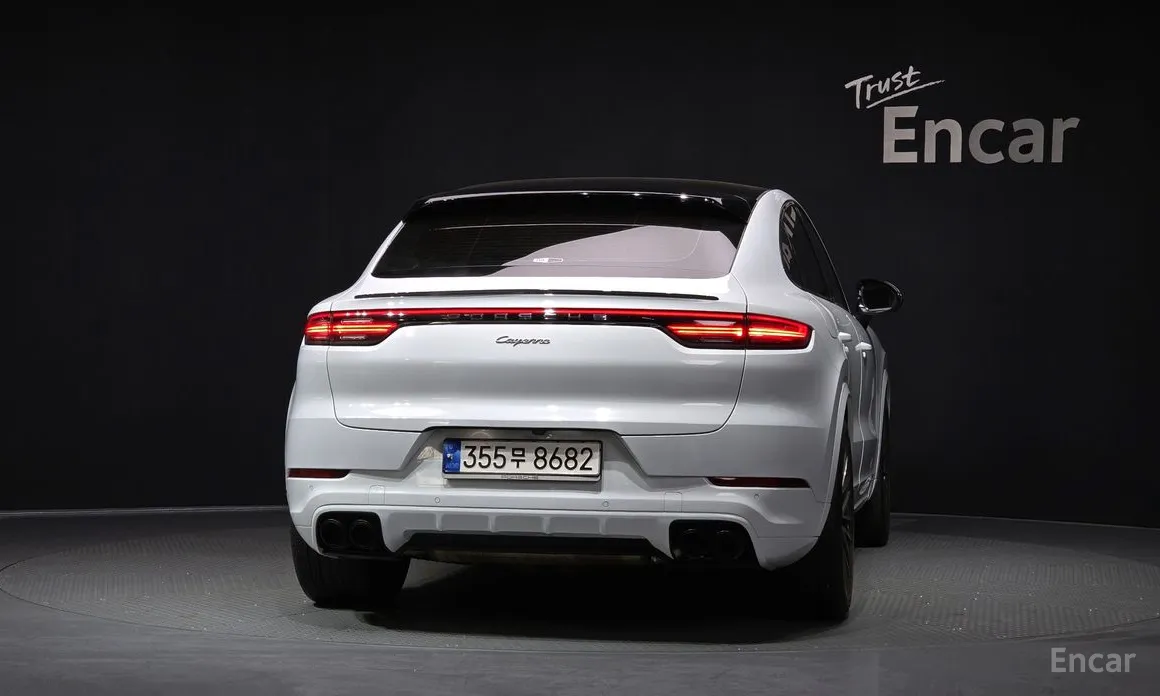 Фото 4 - Porsche Cayenne