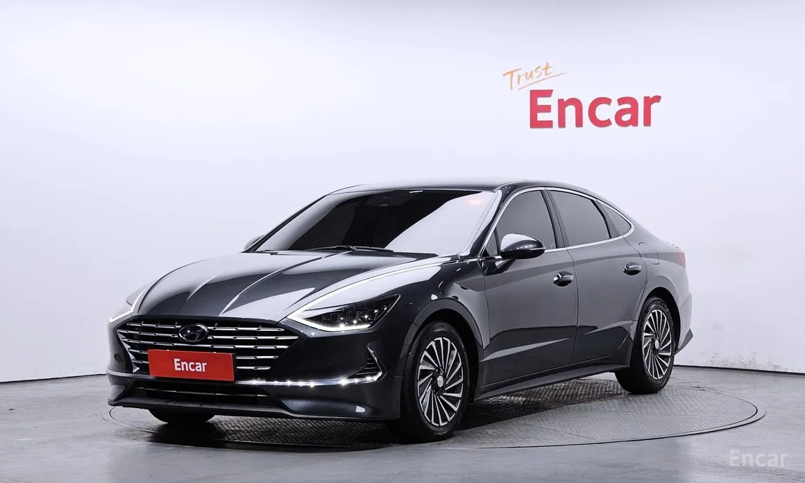 Фото 1 - Hyundai Sonata