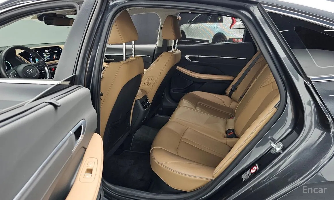 Фото 11 - Hyundai Sonata