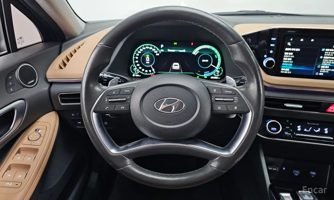 Фото 13 - Hyundai Sonata