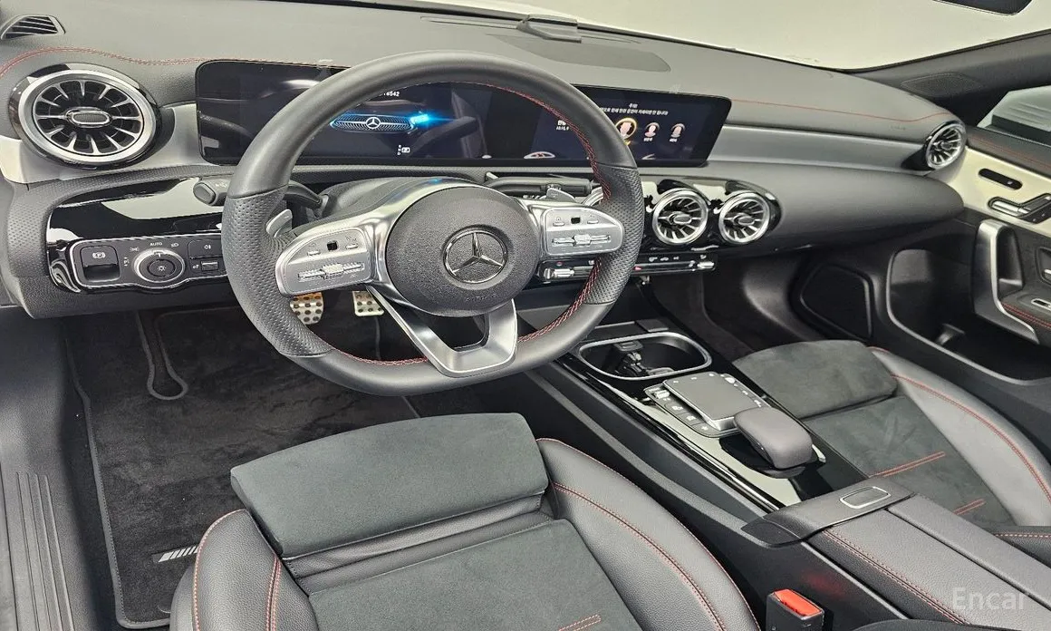 Фото 16 - Mercedes-Benz CLA-Class