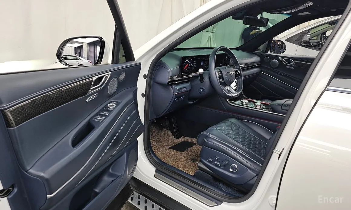 Фото 10 - Genesis GV80