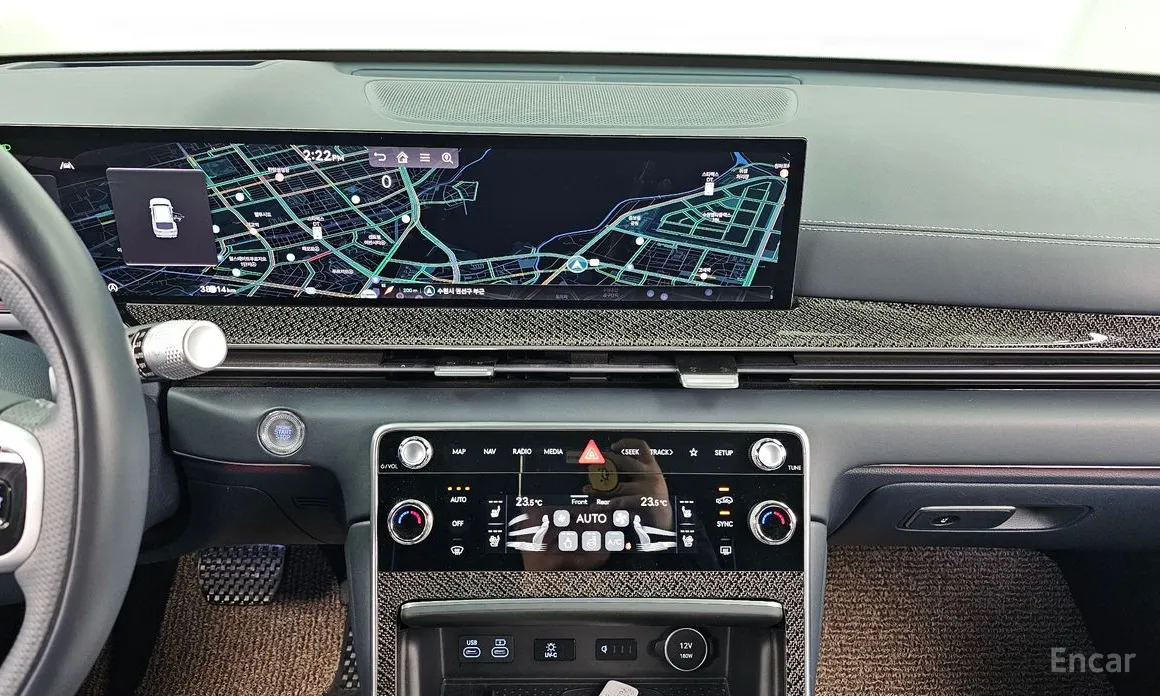 Фото 14 - Genesis GV80