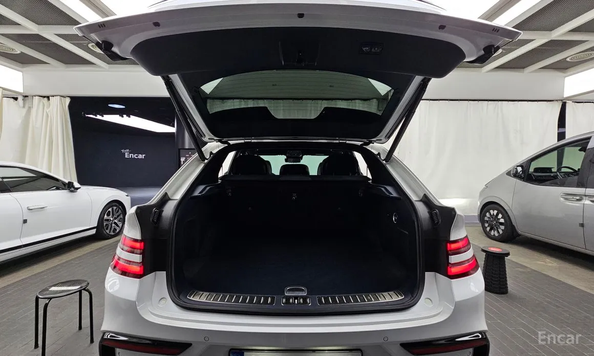 Фото 20 - Genesis GV80