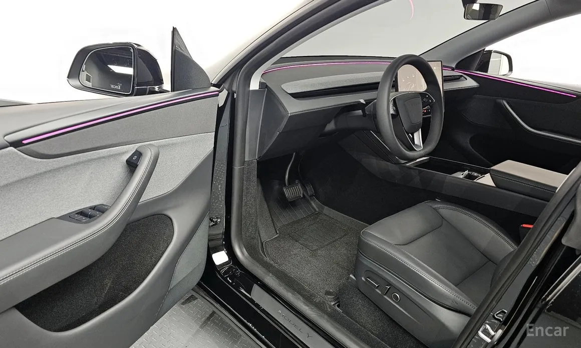 Фото 10 - Tesla Model Y