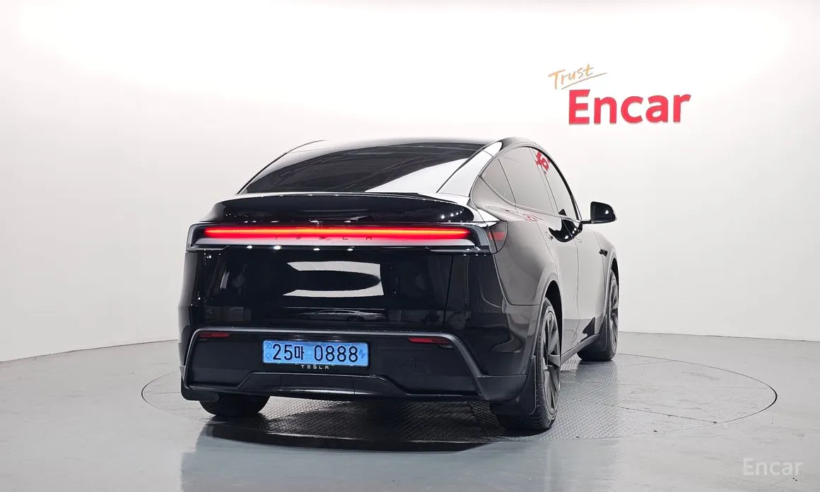 Фото 4 - Tesla Model Y