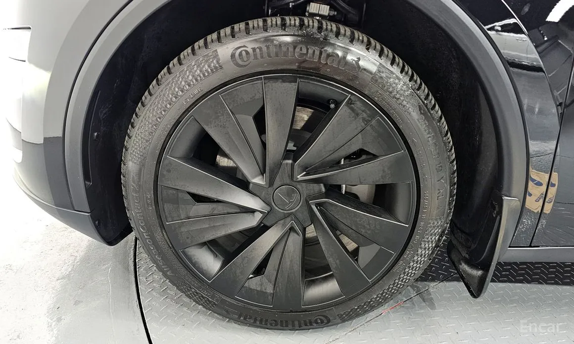 Фото 5 - Tesla Model Y