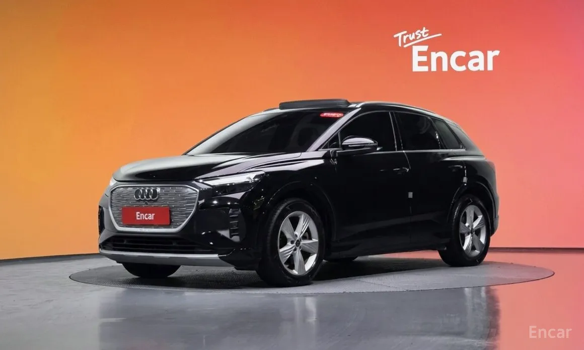 Фото 1 - Audi Q4 e-tron