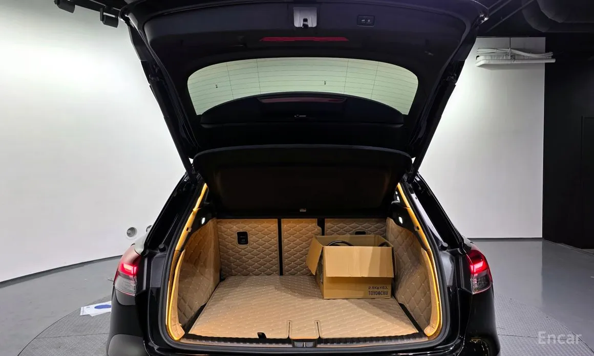 Фото 20 - Audi Q4 e-tron